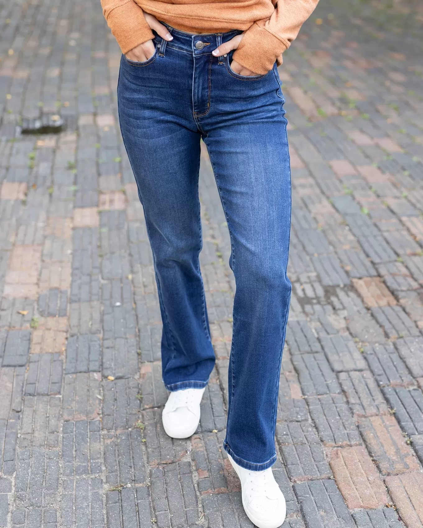 Hot Fleece Straight Leg Jeans Jeans + Jeggings