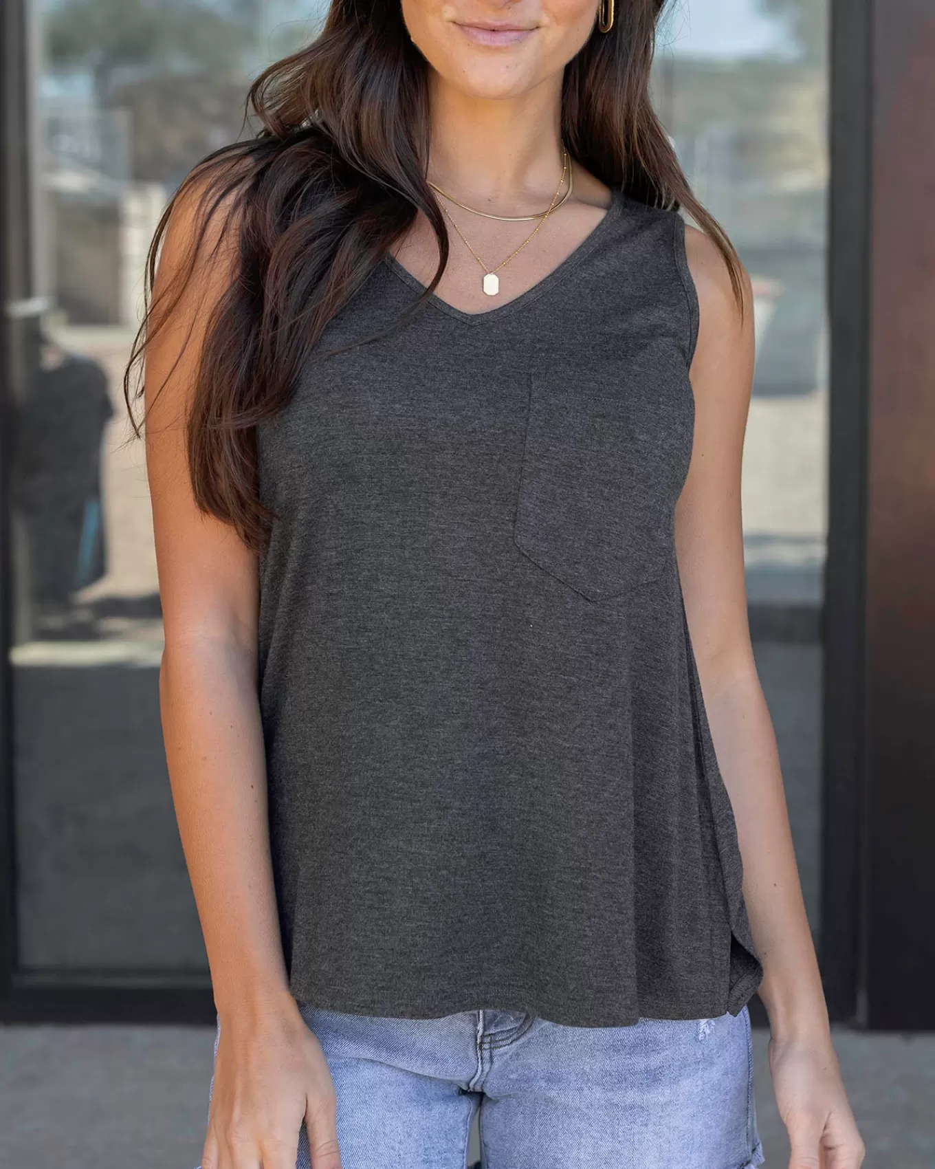 Cheap New Perfect Pocket V-Neck Tank Tanks | Basics