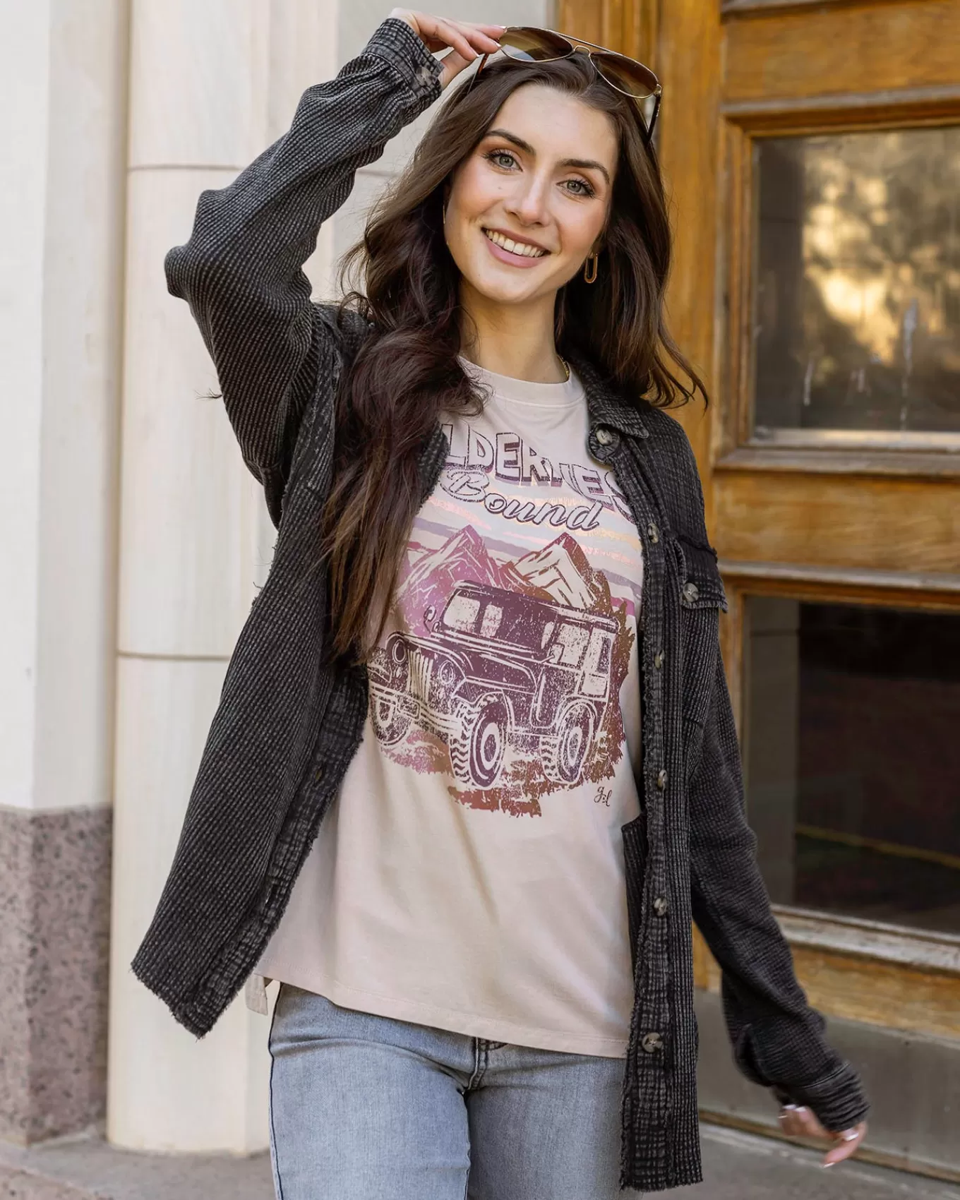Fashion Side Slit Girlfriend Fit Graphic Tee - Graphic Tees